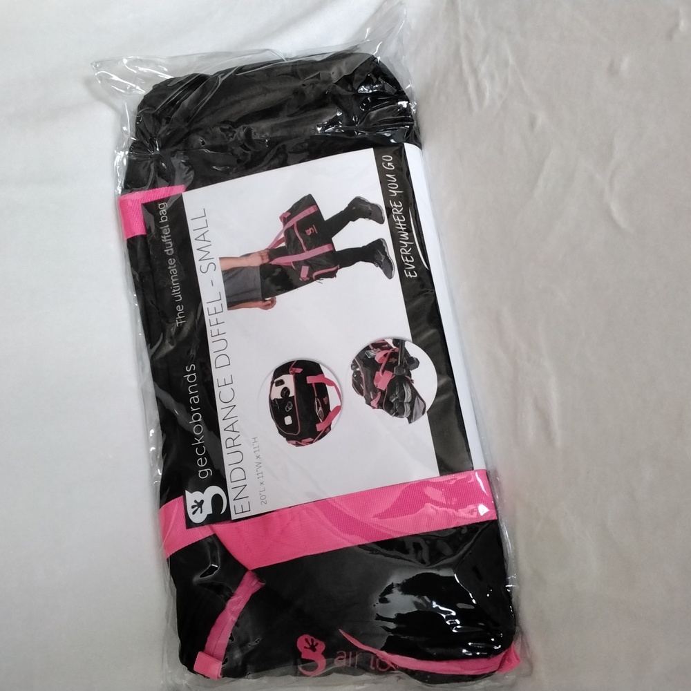 Gecko Brands Endurance Duffle Bag NWT!